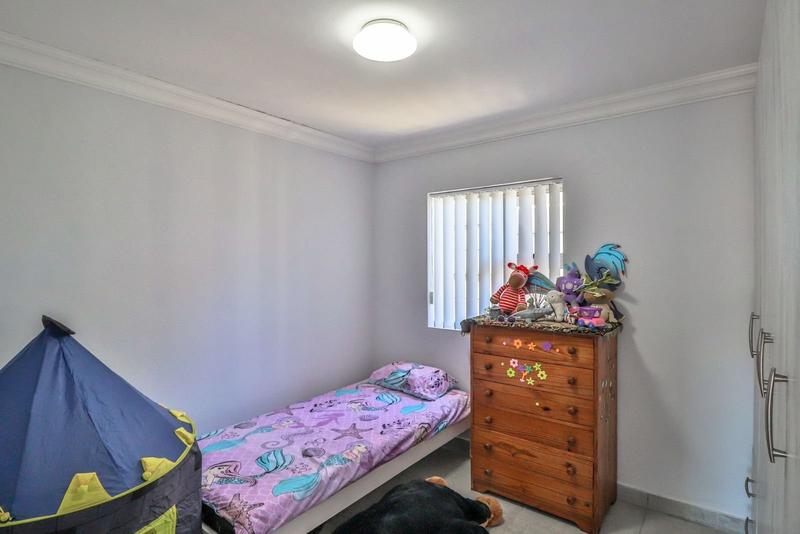 6 Bedroom Property for Sale in Dana Bay Western Cape